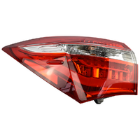 Toyota Corolla Right Hand Tail Light Lamp Assembly 12/2013 - 10/2016 image